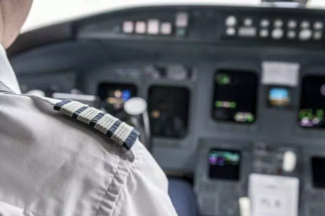 15個曾在航空業工作的網友洩漏的「航空公司不敢說的秘密」 飛機有問題還會照樣起飛...