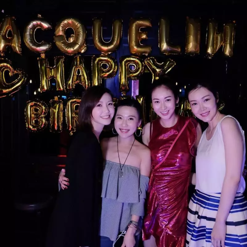 莊思敏生日大搞Party!胡杏兒老公超有異性緣被女圍?還公然抱著TA!