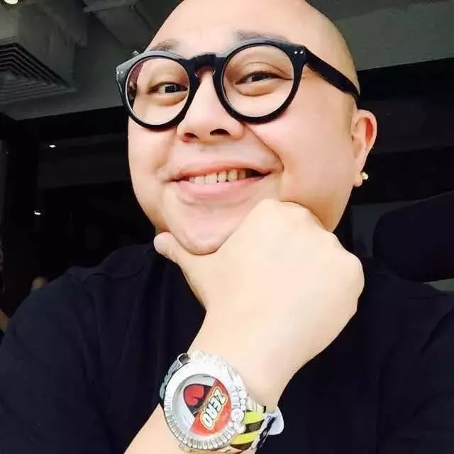 莊思敏生日大搞Party!胡杏兒老公超有異性緣被女圍?還公然抱著TA!