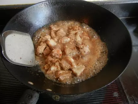 糖醋排骨正確做法,不加油不加水,色澤紅亮口感好,健康的美味!