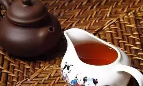 就算你很有錢,就算你再有本事,也不要看不起任何一個人