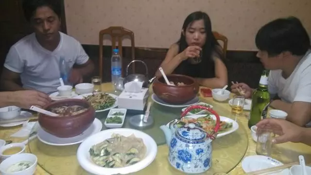 兩親家初次見面就不歡而散,是我一時的虛榮毀了我本該幸福的婚姻