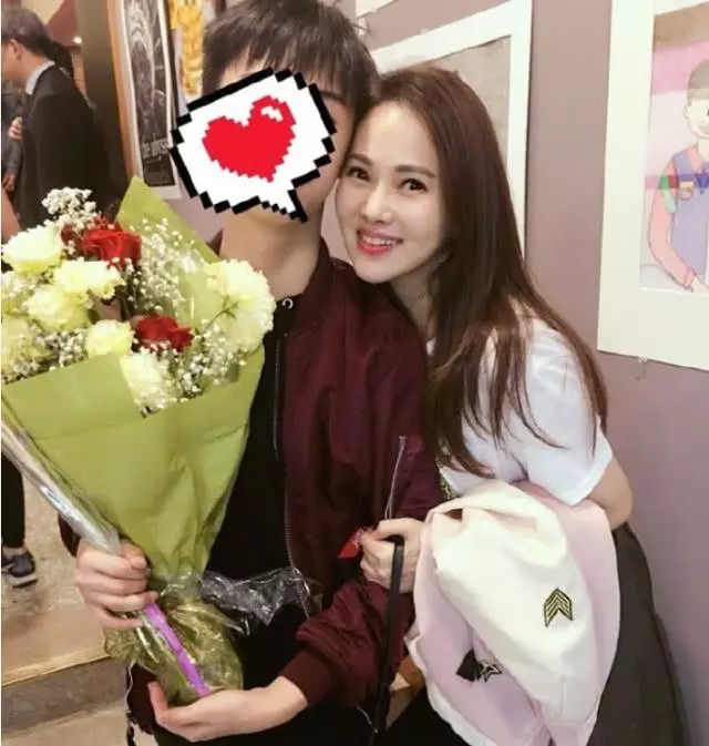 庾澄慶17歲兒子曝光,父子兩簡直是粘貼複製,網友:出道一定能紅 !