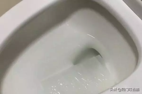 在玻璃瓶上面蓋一張紙巾,沒想到還有這個大妙用,學會受用一生!