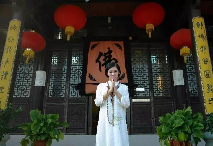 經常「慈悲」的人,人會越長越漂亮!