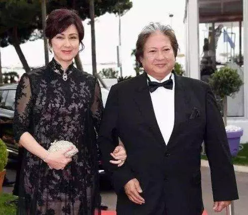 27歲港姐跟年長40歲富商離婚!扒扒嫁給富商的港姐之現狀