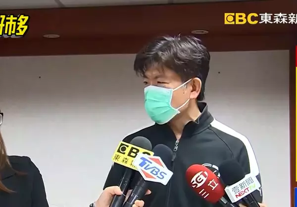 台中好市多「懷疑他沒結帳」硬要搜包包 4員工拉扯後「打開包臉都綠了」他喊:這根本是搶劫