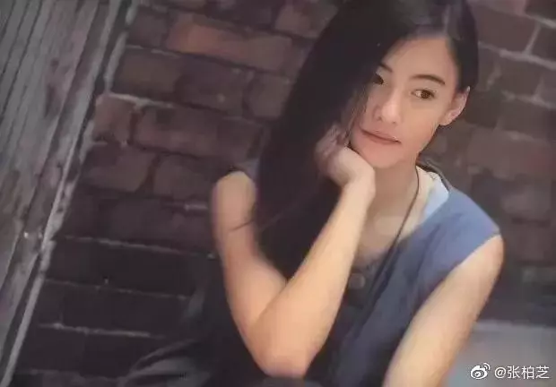 AI修復謝霆鋒和家人合照,又蘇又嫩簡直小Q本Q,和初戀牽手好甜啊