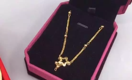 為什麼金店喜歡顧客以舊換新?店員無意說漏嘴,早點知道就好了