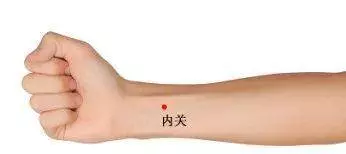 病多半是「堵」出來的?五個穴位按一按,穩定血壓除血瘀,祛濕防脫髮,身體一天比一天通暢