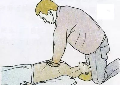 年輕女子變身「藍血人」,只因誤食了「1物」,很多人家裡都有,醫師提示:為了身體健康趕緊丟掉