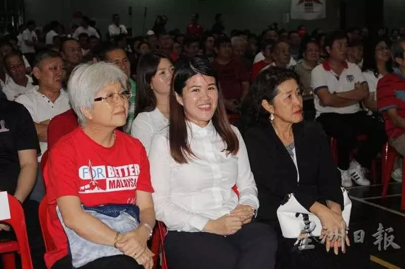 【機場提升計劃是國陣批准?】候選人黃詩怡的回應,讓民眾都震驚了!