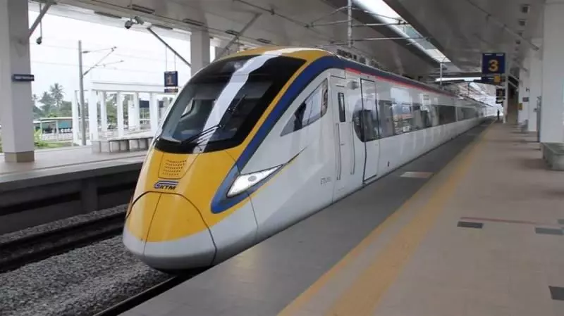 乘電動火車就能從吉隆玻去Singapore!費用大約只要RM57,不要只會自駕或飛機啦