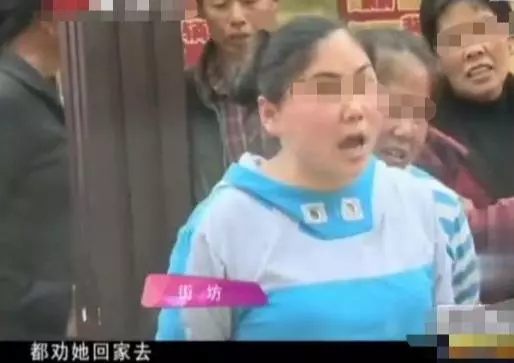 男子出門打工讓朋友照顧妻子,女兒發現秘密後,要和母親斷絕關係?