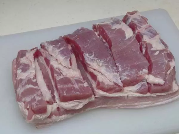 自製簡單「港式脆皮燒肉」,結果香到一家人!!