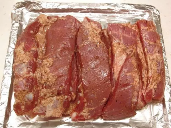 自製簡單「港式脆皮燒肉」,結果香到一家人!!