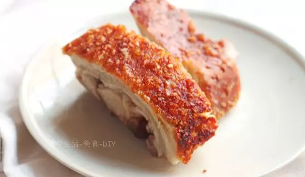 自製簡單「港式脆皮燒肉」,結果香到一家人!!