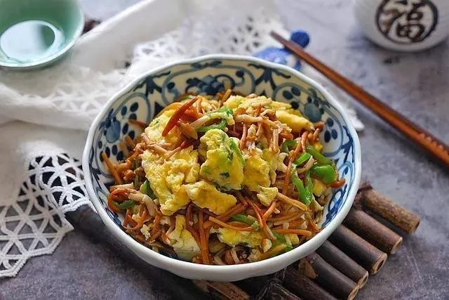 金針菇和雞蛋炒才是絕配! -