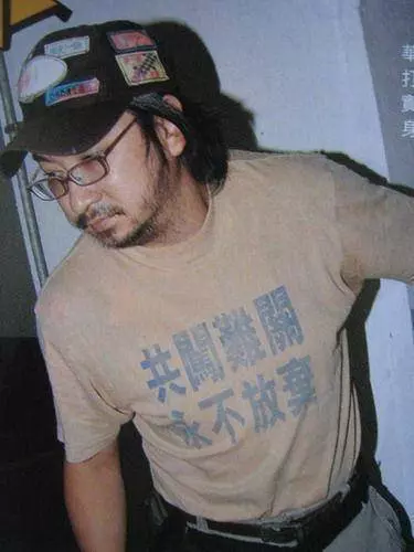 5個你不會相信是「同父同母生出來的」演藝圈兄弟妹黨,大家看到#5王力宏的兄弟都無語