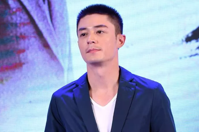 結婚太幸福?霍建華崩壞「帥臉腫成大叔」粉絲都傻住 往下拍「肚子快突破上衣」不敢直視