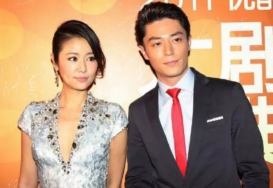 結婚太幸福?霍建華崩壞「帥臉腫成大叔」粉絲都傻住 往下拍「肚子快突破上衣」不敢直視