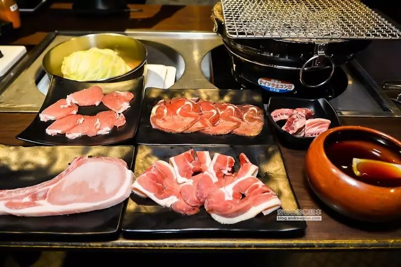 上禾町日式燒肉-和牛、帝王蟹、伊比利豬隨你吃到飽
