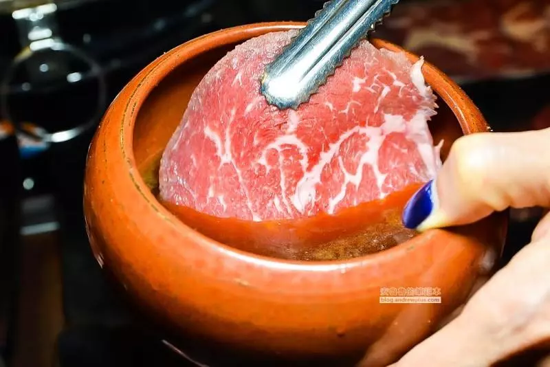 上禾町日式燒肉-和牛、帝王蟹、伊比利豬隨你吃到飽