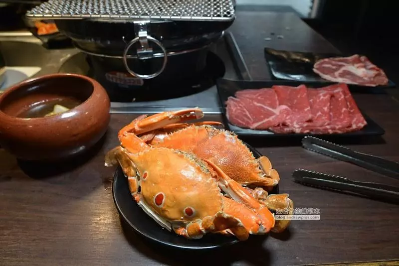 上禾町日式燒肉-和牛、帝王蟹、伊比利豬隨你吃到飽