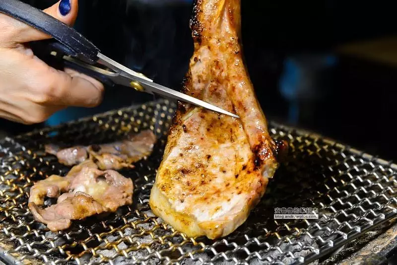 上禾町日式燒肉-和牛、帝王蟹、伊比利豬隨你吃到飽