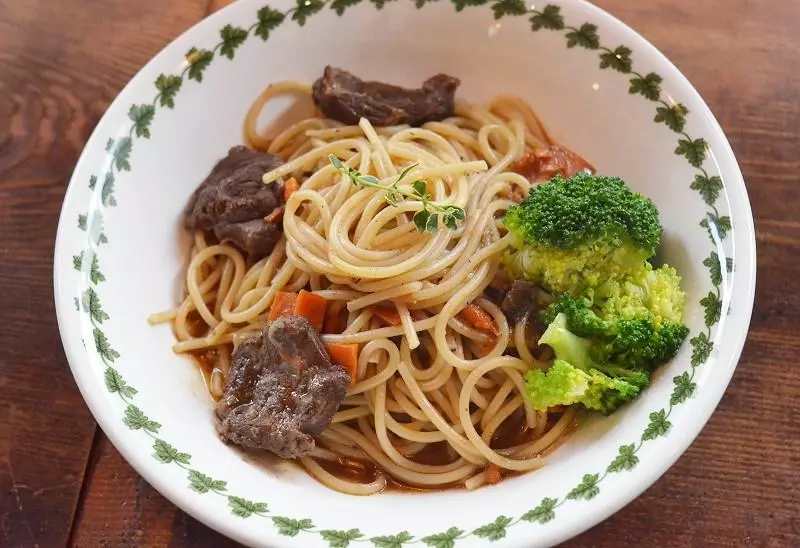 台南早午餐另一種選擇!各國特色料理 麵包 義大利麵