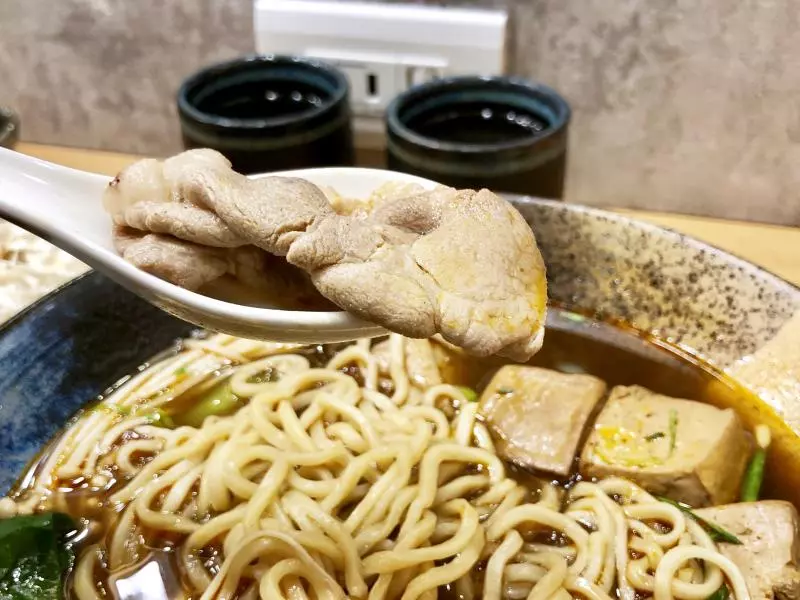 老鍋底 彈牙銷魂麵 麻辣香夠味