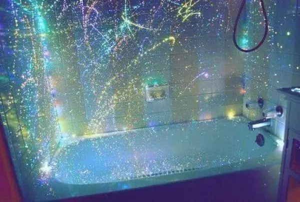 30張會讓你不需要去按摩的「超紓壓完美照片」。