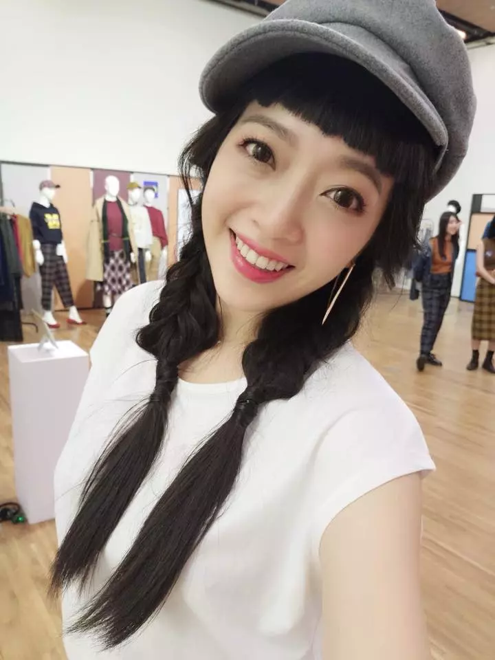第一次在夫家過年!貝童彤年夜飯「見婆婆起爭執」崩潰嚇傻 半夜2點「呆坐客廳」淚喊:我想回娘家....