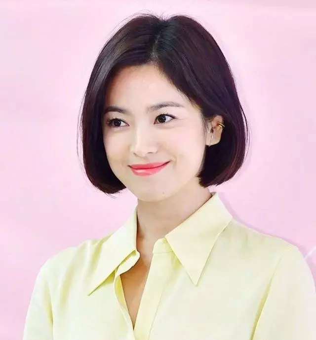宋慧喬罕見濃妝艷抹現身,扎馬尾辮化身「夜場女王」太吸睛!