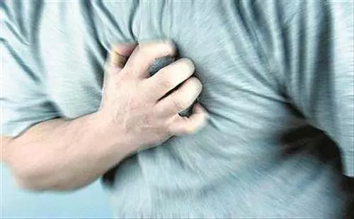 人真的會「心碎嗎」？科學家證實[失去摯愛心碎是真的]可能嚴重到甚至還會讓「心臟停止跳動」！