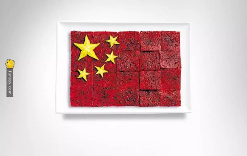18個用當地食物所做成的國旗,而且全都是色香俱全的食物哦