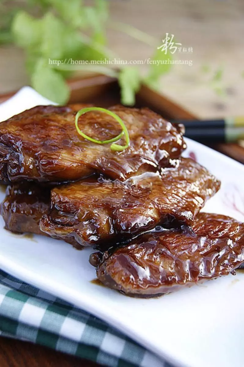 掌握這三個訣竅,做出色香味俱全的誘人雞翅——蚝油雞翅