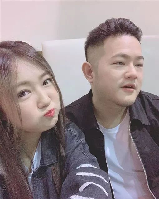 ㄚ頭淚崩曝「男友私下超軟爛」委屈喊:拒絕了我20次 認了壓力好大「網友求她快放生」