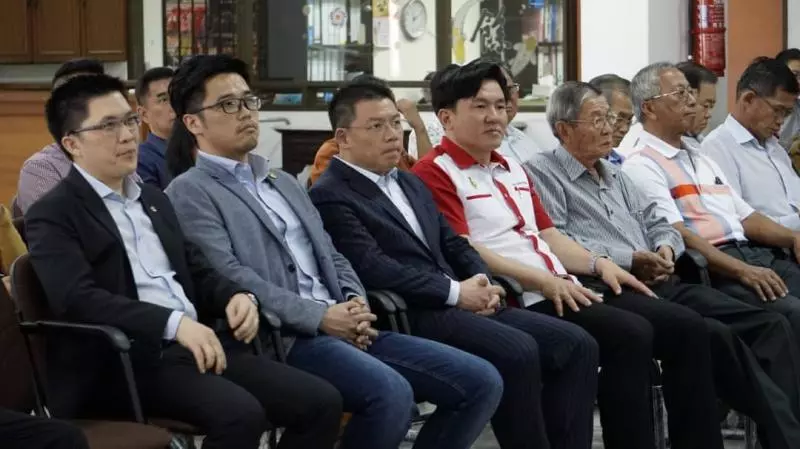 希盟再送大禮 霹9獨中各獲20萬 | 中國報 China Press