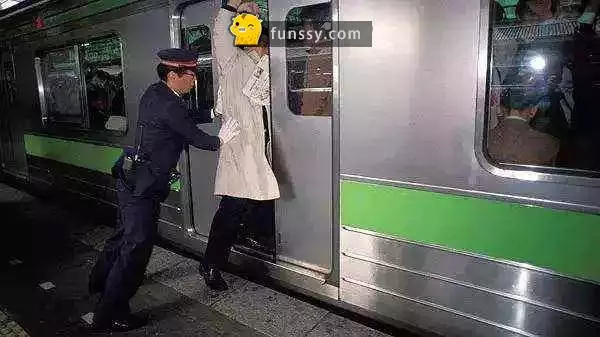 在日本的文化總會有許多奇葩的事情!今天我們就來盤點日本10個超奇葩的職業!