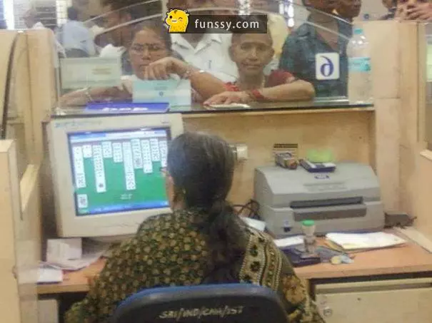 生活中總有人無視於別人存在做自己!11個目中無人「做自己」的怪人!