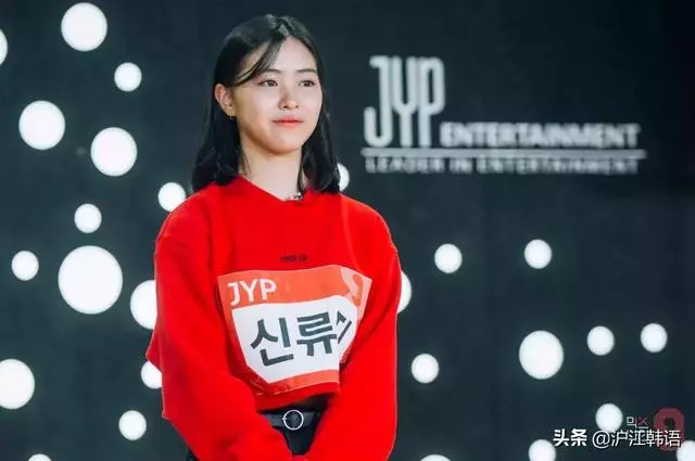 撞臉雪炫孫娜恩!本該17歲C位出道,19歲的她還會被命運捉弄嗎?