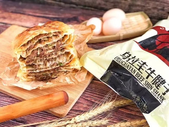 牛肉餡餅最好吃做法,只需掌握這2點,保證外酥里嫩,鮮嫩又多汁!