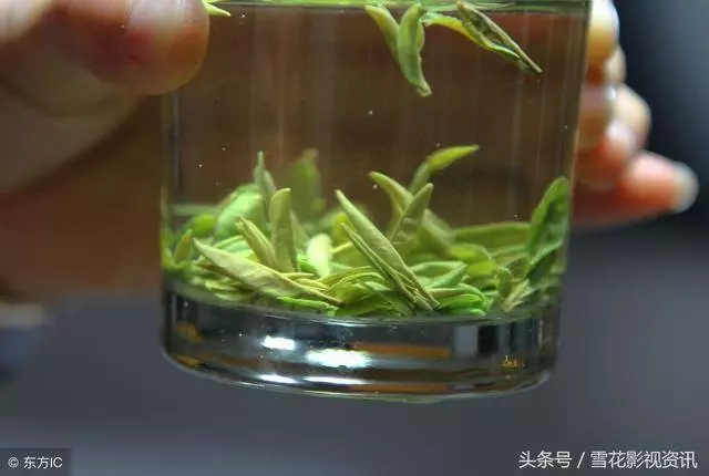 第一次去男友家,飯後我主動洗碗,洗完後剛出來就被婆婆趕回家