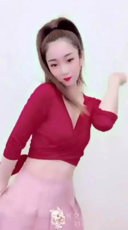超正直播主「關掉美肌功能」秒現形 全身「用畫的」讓網友受驚:阿娘喂 …