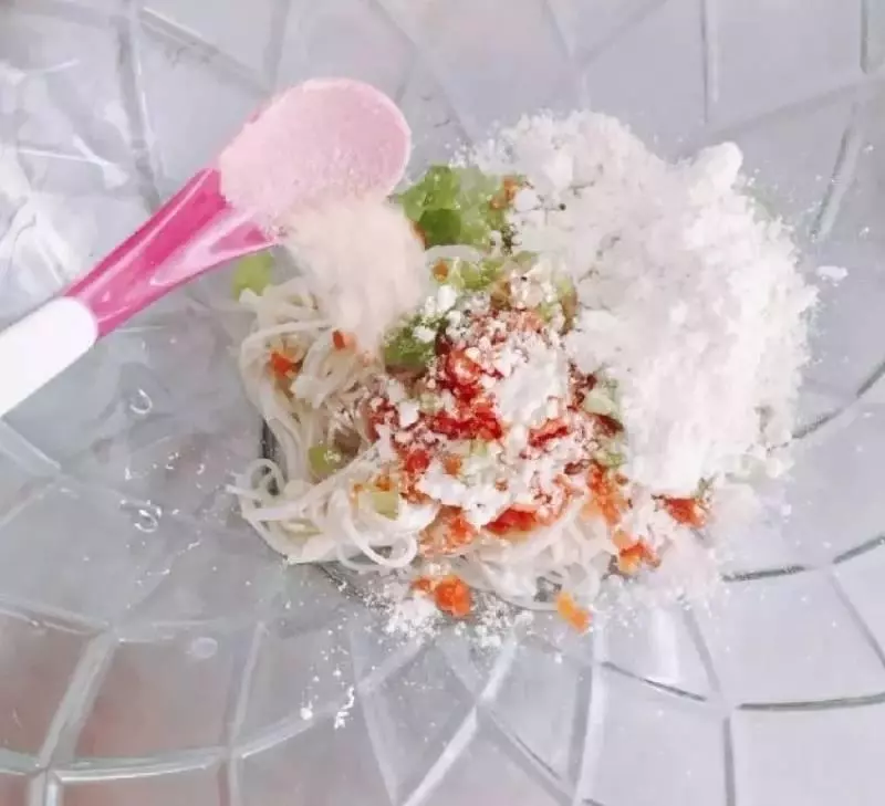 彩蔬麵條餅!一看就會,光碟必備!食材百搭,還能鍛鍊咀嚼力~