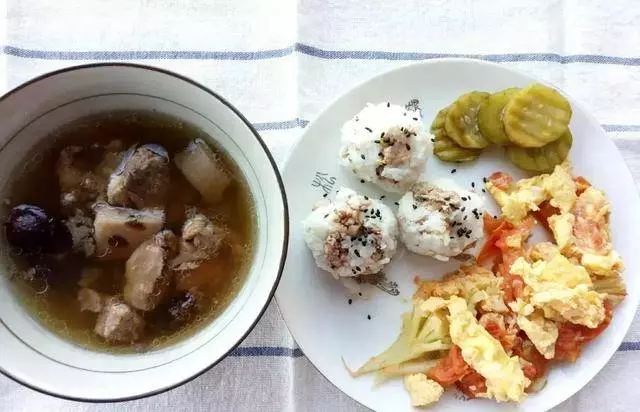 夏天又干又燥【 20種廣東靚湯配方】降火解暑,祛濕補虛,各效果都有