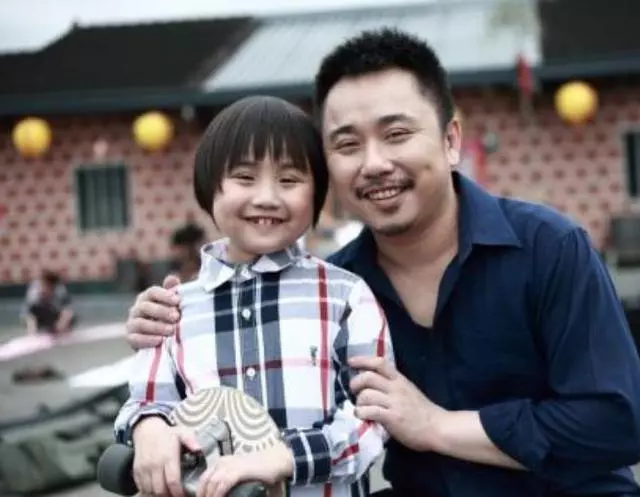 2歲就開始出道,5歲賺到百萬資產,患上皮膚病父母卻不管不問