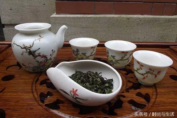 喜歡吃苦瓜的人注意了,吃錯苦瓜對身體不好,告訴家裡做飯的人