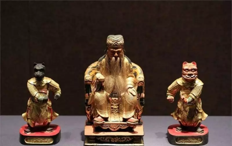 今日2019年度大吉日,8大生肖請接財,5天內必中頭獎
